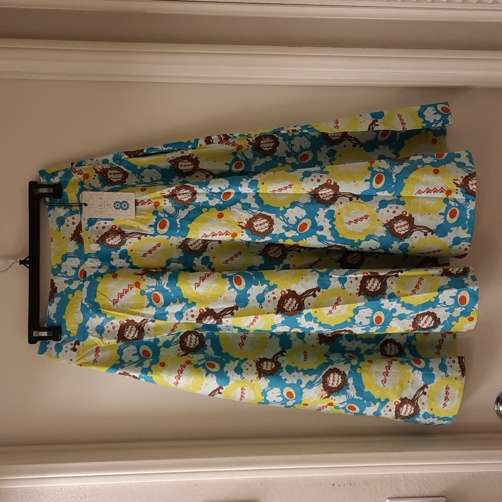 NWT, Kisua Africa for 8 Siwa Abstract Skirt